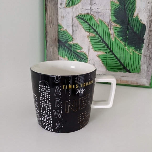 NYC Times Square Starbucks mug - Picture 1 of 5